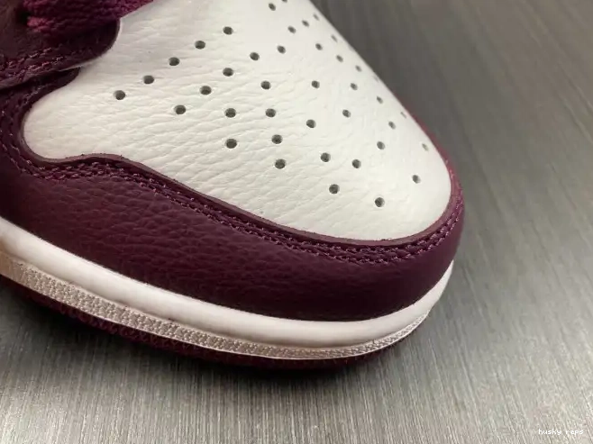 Cheap Husky Bordeaux 1 Air Jordan 555088-611 High OG 0512